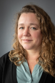  Annemarie van der Hoek A.